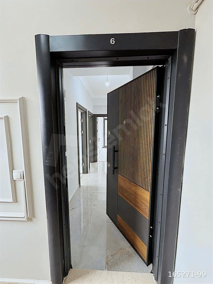 Başiskele Fatih'te Satılık 3+1 Ara kat Daire (120m²)