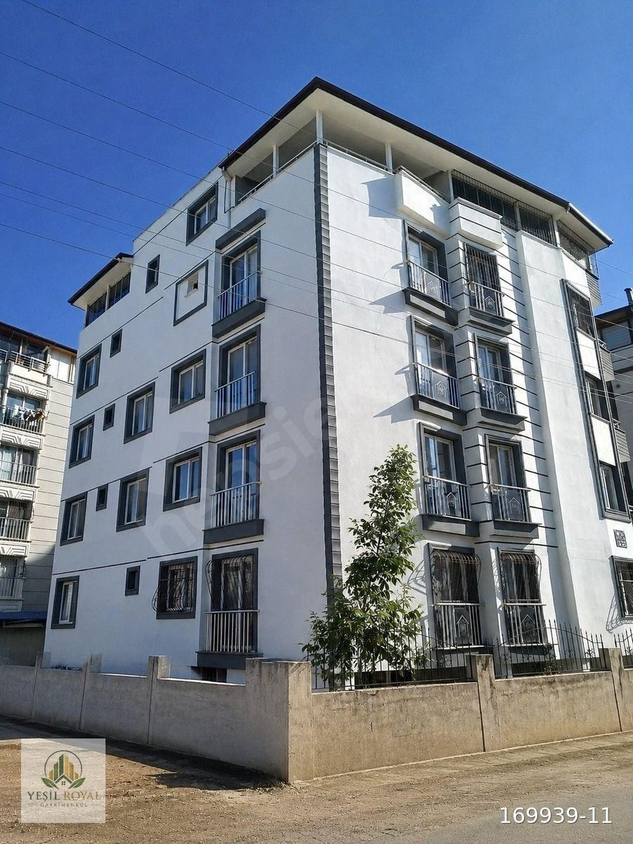 YEŞİL ROYAL GAYRİMENKUL'DEN DEFNE ÇEKMECE MH. SATILIK DAİRE