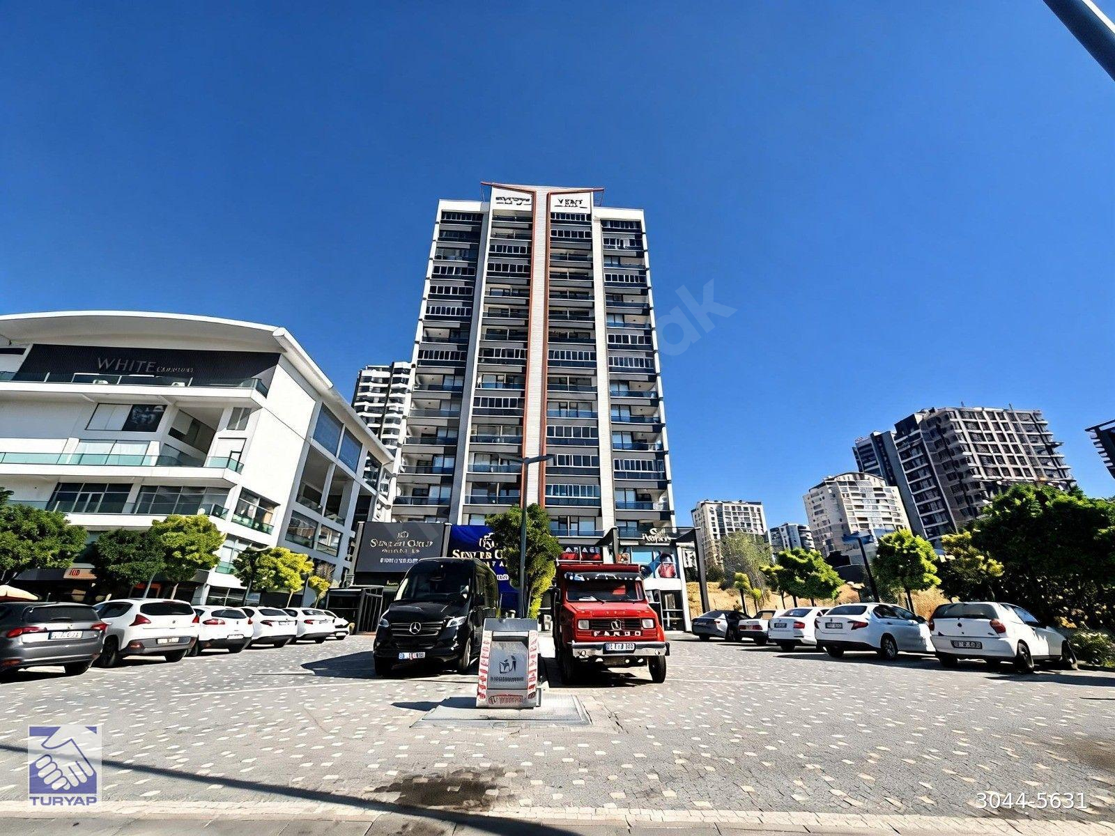 YAŞAMKENT MERKEZİ LOKASYONDA, EŞYALI, ÖNÜ AÇIK, MANZARALI ,1+1