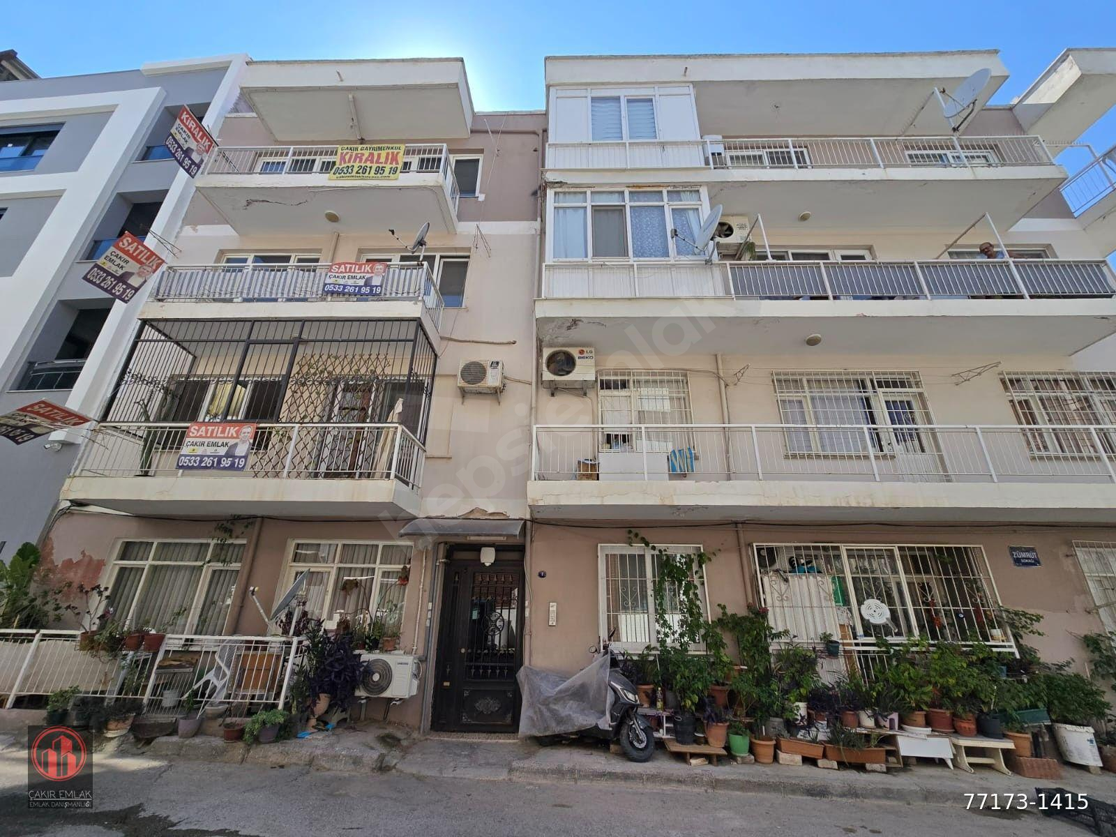 BALÇOVADA ATA CADDESİNE VE METROYA ÇOK YAKIN KİRALIK 2+1 DAİRE