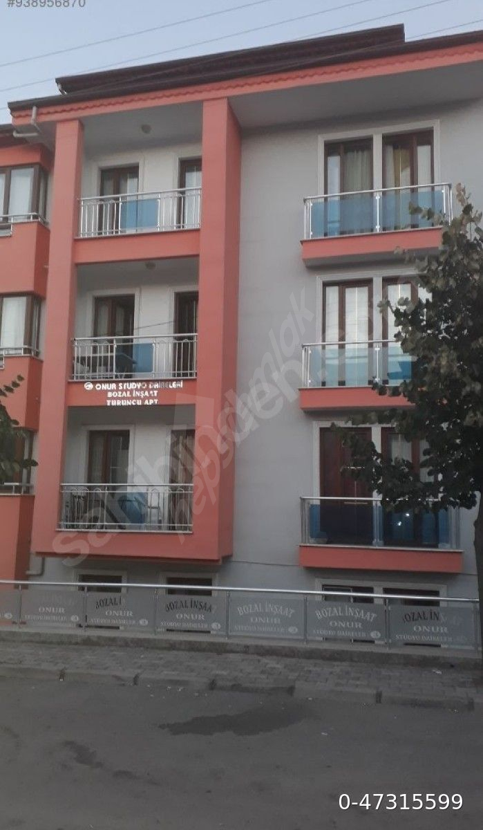 Anadolu mahallesinde 2+1 eşyalı apart