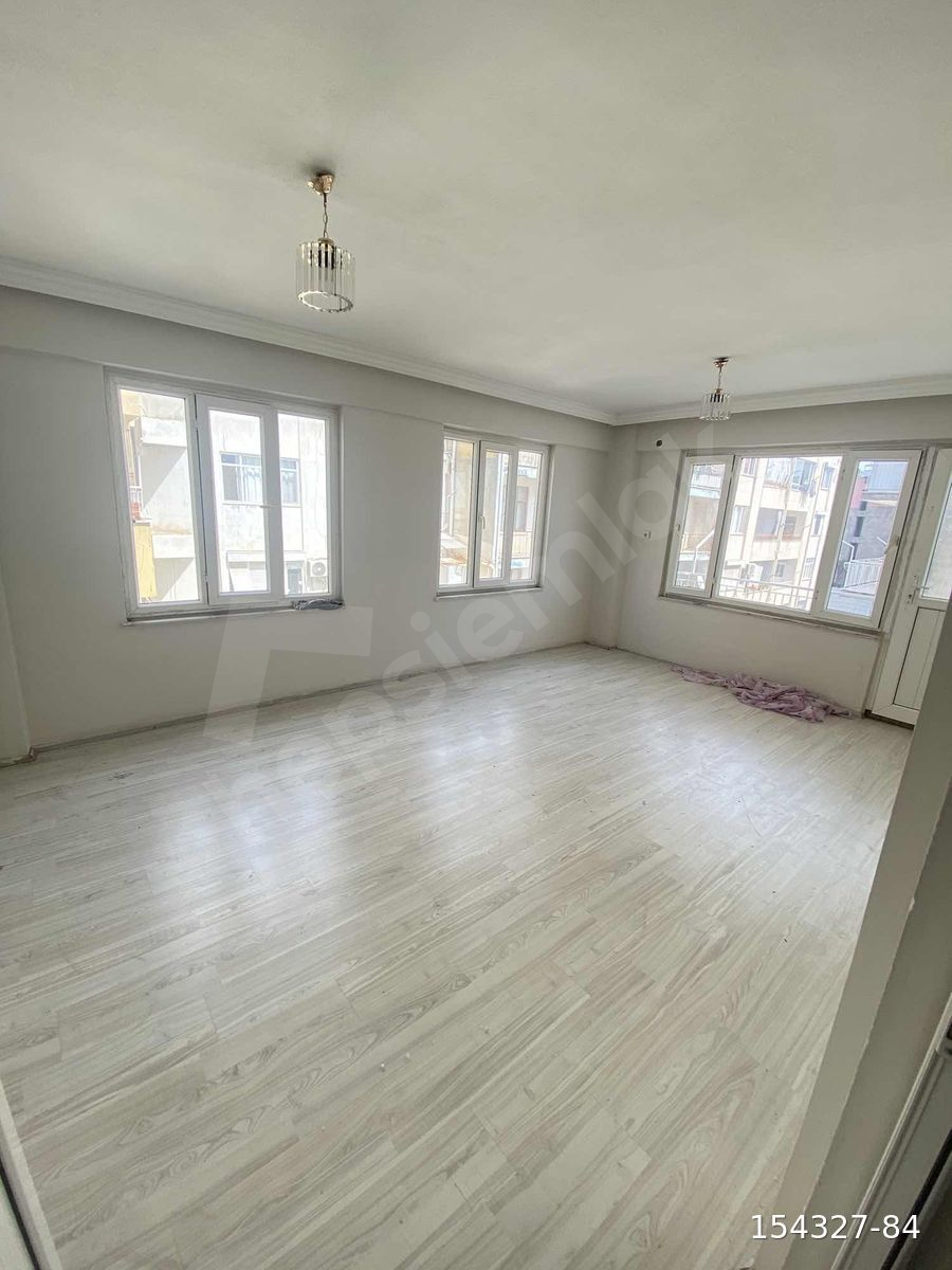 MÇG GAYRİMENKULDEN ÇARŞI MERKEZDE KİRALIK DAİRE