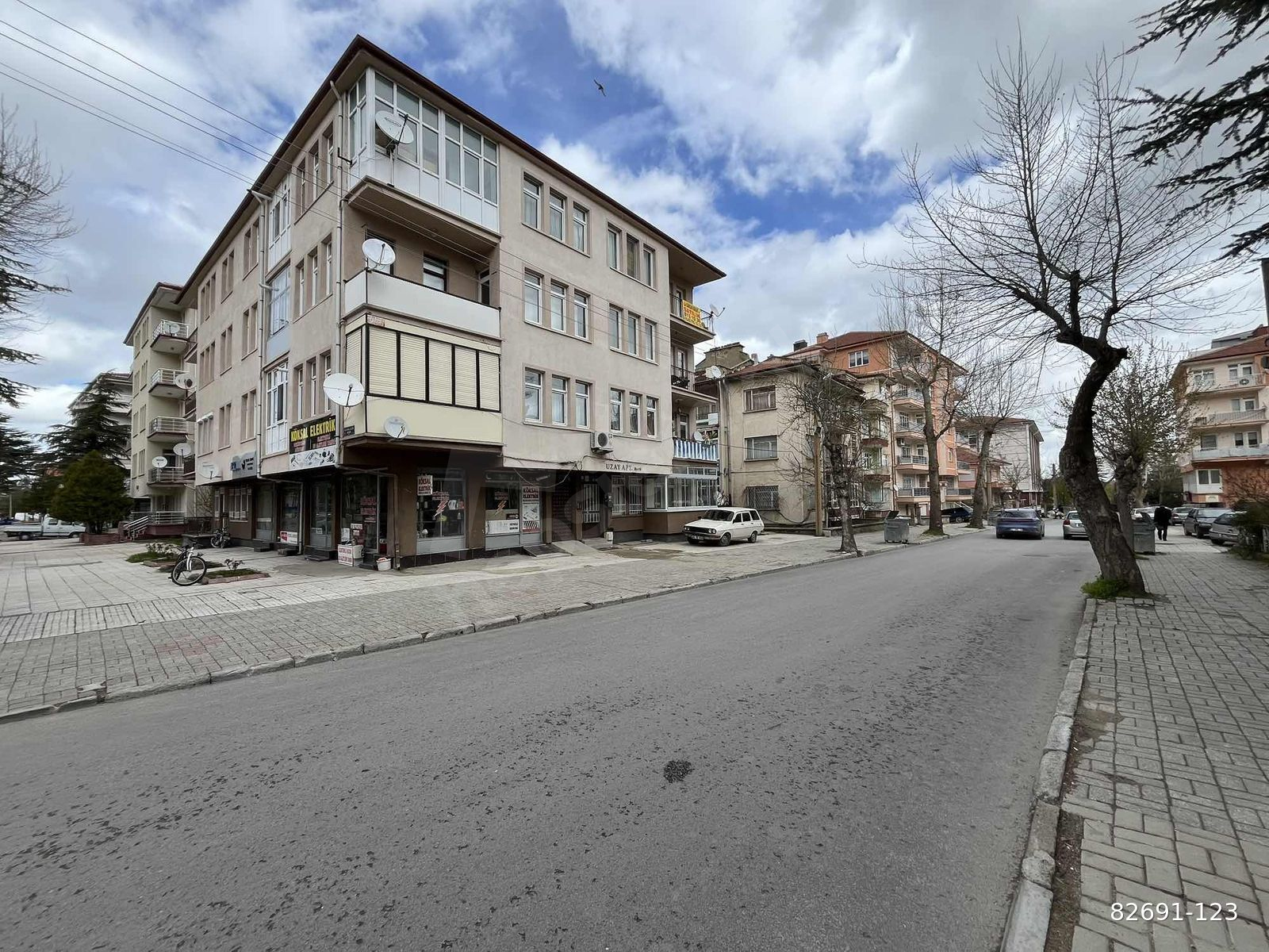 CANCAN'DAN MERKEZİ KONUMDA ADALET SARAYI KARŞISINDA 2+1 DAİRE