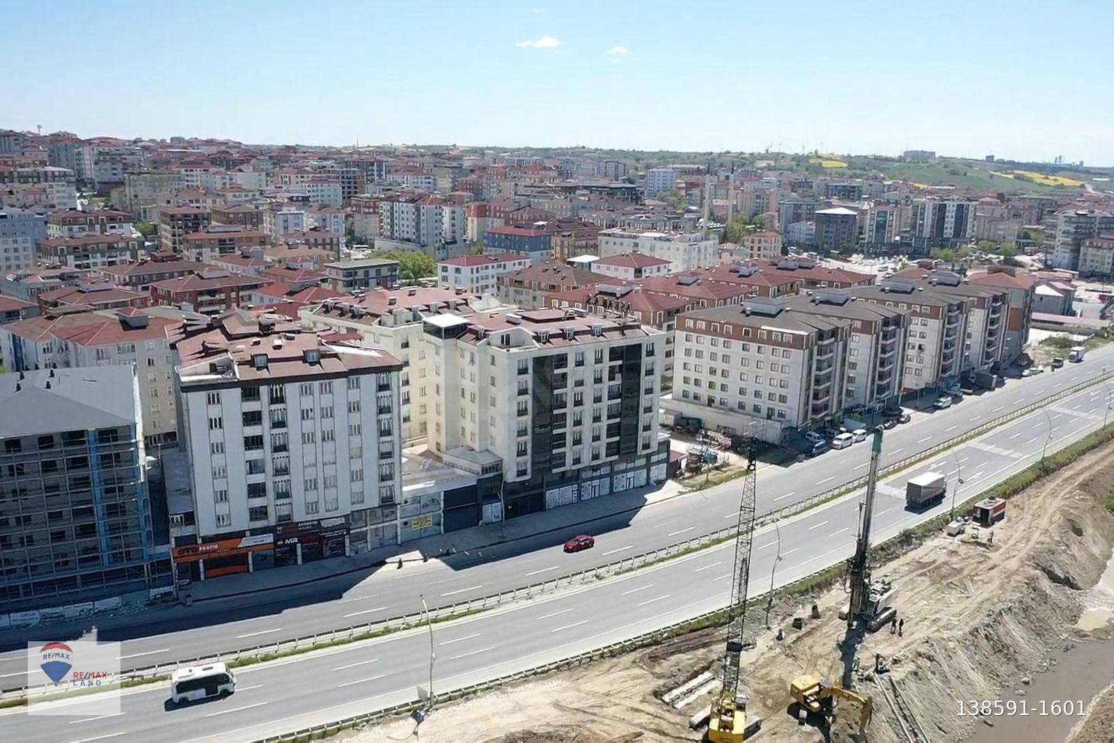 RE/MAX LAND'DEN 3+1 GENİŞ FERAH DAİRE