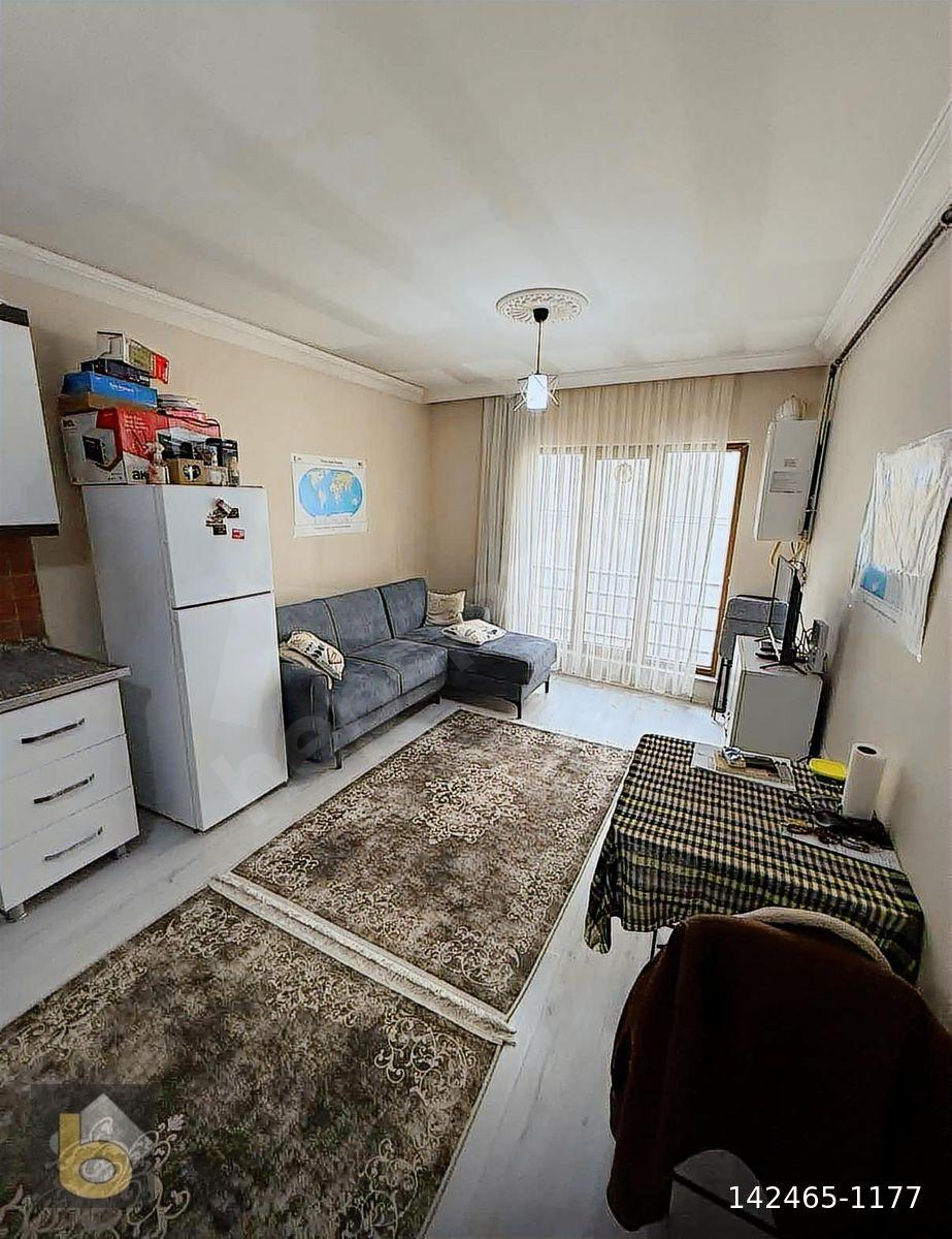 BARAN EMLAK'TAN AVM CİVARI 1+1 EŞYALI DAİRE SATILIK'TIR.