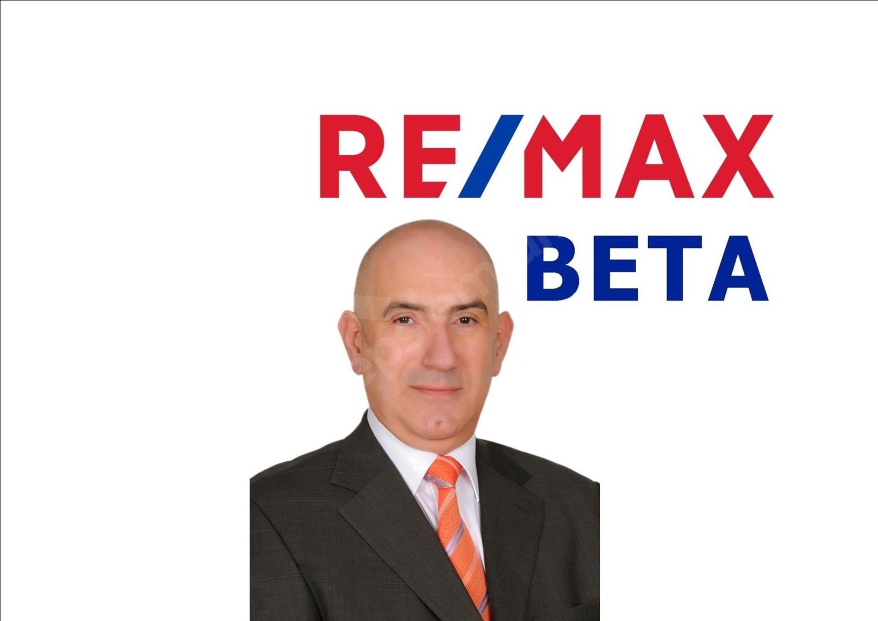 Nezih Şenusta