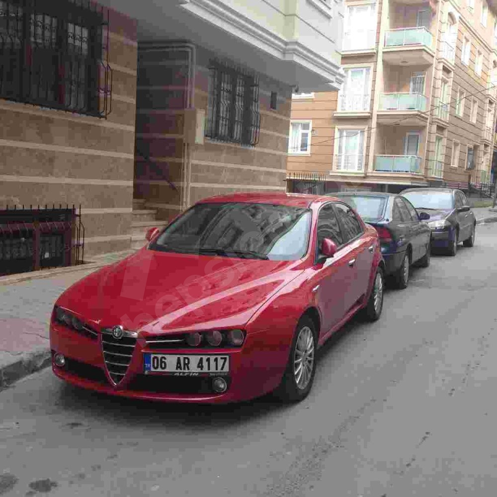 YAĞIZ AR
