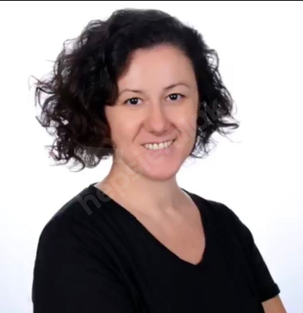 ESRA CANAY