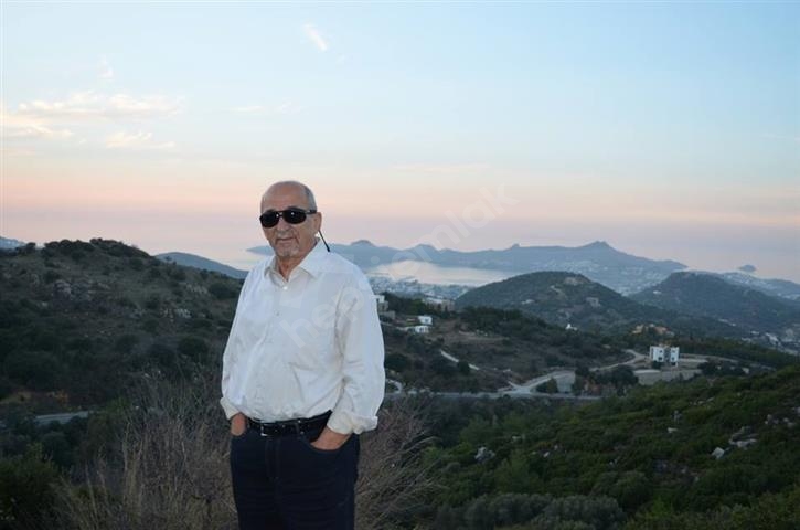 İlhan Bakkal