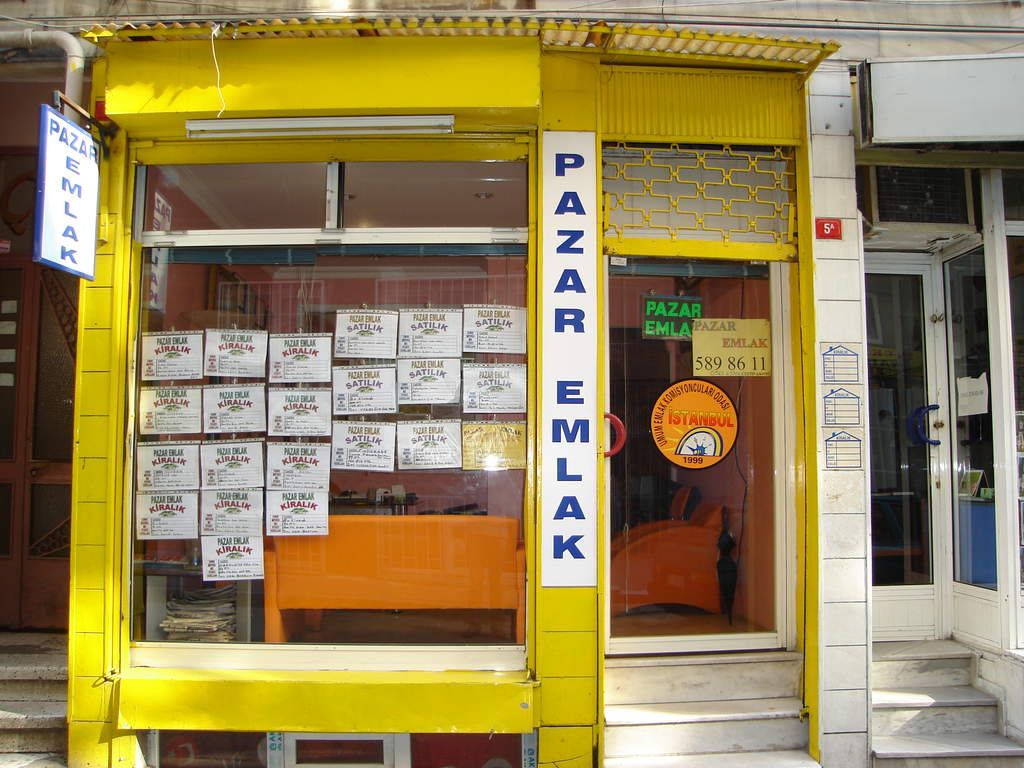 Pazar Emlak
