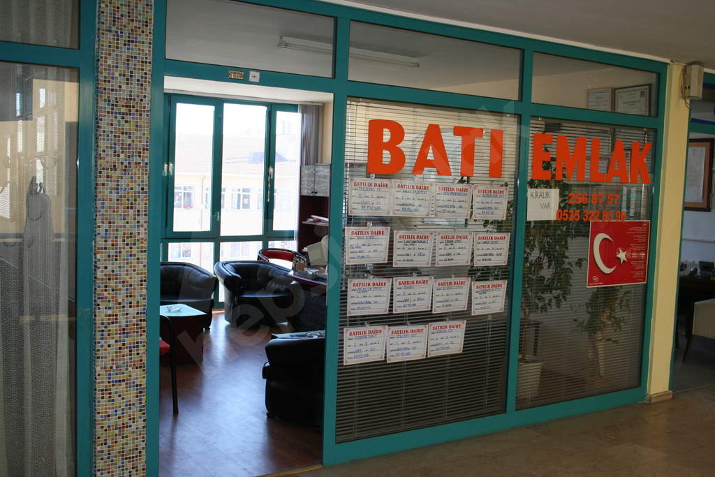 Batı Emlak