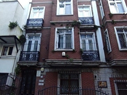 Beyoğlu Şehit Muhtar Satılık 6+3 Bina