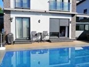 Şile Çavuş Satılık 6+1 Villa