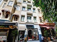 Beyoğlu Katip Mustafa Çelebi Satılık 9 ve üzeri Butik Otel