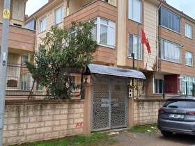 KARASUDA PLAJ MERKEZDE EŞYALI KOMBİ PETEKLİ GENİŞ 1+1 DAİRE...