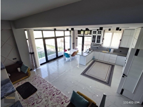 KARACA GAYRİMENKULDEN SATILIK LÜKS 4.5+1 VİLLA GÜNEŞLİDE