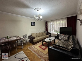 YUKARI BAHÇELİEVLERDE 90 M² BAHÇE KULLANIMLI SATILIK 2+1 DAİRE
