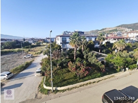 AŞAĞI OKÇULARDA 350 MT LÜKS DUBLEKS 3 CEPHELİ KÖŞE BAŞI