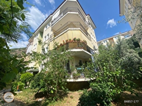 Patlangıçta Yeşillikler İçinde,Otoparklı Ara Kat 3+1 135m2 Geniş Daire