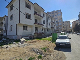 CARŞI MERKEZDE   KUYUBAŞI MEVKİNDE   SATILIK   3 ADET  SIFIR  3+1 SATILIK DAİRE