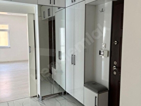 MİLENYUMDAN SOKULLU VE KABİL CAD YAKINI 2+1 115m2 ÖNCEPHE ARAKATTA LÜKS YAPILI CAM BALKONLU 3 CEPHE