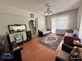 CEVİZLİDE HASTANEYE YAKIN KONUMDA ÖN KÖŞE CEPHE 75M2 2+1 DAİRE