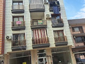 CUMHURİYET  CADDE UZERINDE  SIFIR ASANSÖRLÜ  DAIRE