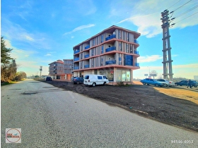 Hak Emlaktan Üniversite Bölgesinde Satılık 1+1 Eşyalı Daire