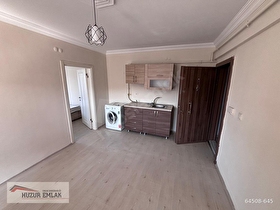ŞÜKRÜPAŞA MAH SATILIK DAİRE 1+1 50 M2 BALKONLU ARA KAT OTOPARKLI