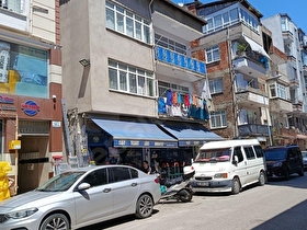 DUMLUPINAR MAHALLESİ ESKİ MALPAZARI YANINDA KOMPLE SATILIK BİNA