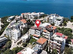 GÜLLÜKTE 3+2 DENİZ MANZARALI SAHİLE 70 M.İKİZ VİLLA