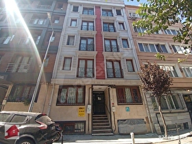 Şişli eşref efendi sok. 9 -10 yıllık binada BOŞ 2+1 ters dublex