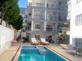 Altınkumun Kalbinde Lüks Yaşam: Havuzlu Sitede Full Eşyalı 3+1!