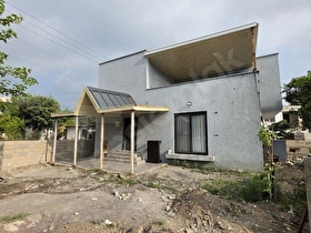 PAYAS İSTİKLALDE SATIL KÖŞE PARSEL 240 M2 DUBLEKS EV ve ARSASI