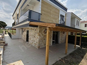 CANYURT GAYRİMENKULDEN YENİ FOÇADA DENİZ MANZARALI VİLLA