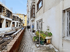 MT EMLAKTAN HACILAR MEYDANINDA SATILIK 2+1 DAİRE