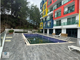 SAFRAN DAN ALANYA AVSALLAR 7/24 GÜVENLİKLİ   SİTESİN DE KAT DA MANZARALI EŞYALI 1+1 DAİRE
