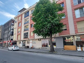 KÜÇÜKÇEKMECE CENNET MAH. TURGUTREİS CAD. 3+1 160M2 SATILIK DAİRE