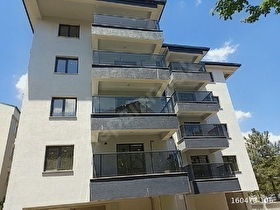 OFİSE DÖRT YOLA YAKIN