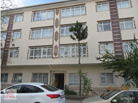 ERSU DAN DİKMEN CADDE YAKINI 2+1 BAHÇE ÇIKIŞLI BAKIMLI SATILIK KONUT