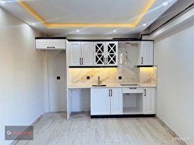 ÇÖZÜM EMLAKTAN MURADİYE BELEDİYE CİV. SIFIR 1+1 ARA KAT DAİRE