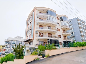 Çiğli Anadolu Caddesi Üzeri Geniş Satılık 3+1 Daire