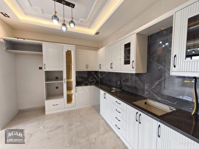BEŞTEPEDE SATLIK FULL+FULL MASRAFSIZ CADDE ÜZERİ ARA KAT DAİRE