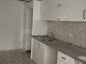 KIYIK ANA CADDEYE 20  METRE MESAFEDE 2+1 SATILIK DAİRE