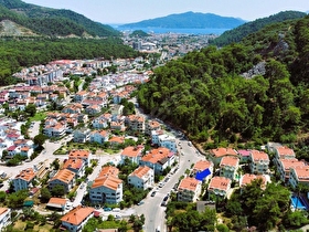 SKYDAN DOĞAYLA İÇ İÇE HAVUZLU SİTEDE SATILIK 3+1 BAKIMLI DAİRE