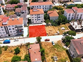 Silivri Gümüşyaka merkezde satılık dört kat konut imarlı arsa