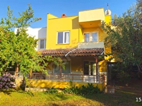 Burhaniye Pelitköyde Denize 100 Metre Mesafede Satılık 3+1 Villa