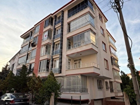 ÇİZGİ GAYRİMENKUL__ FATİH MAHALLESİNDE GENİŞ DAİRE___