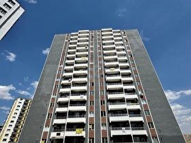 BARAK EMLAKTAN HASTANE ARKASI SATILIK GENİŞ 1+1 EŞYALI DAİRE