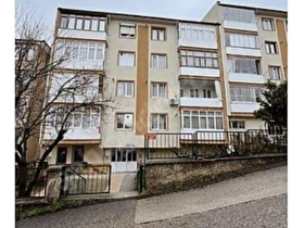 ELİT EMLAKTAN 100. YIL MERKEZDE BAKIMLI SATILIK 3+1 DAİRE
